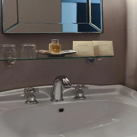 De La Treille Otel 3*