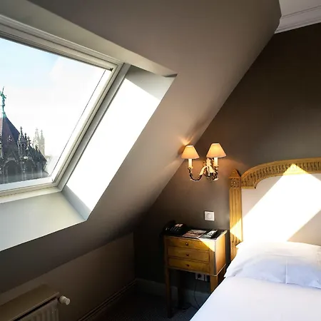 Otel De La Treille 3*