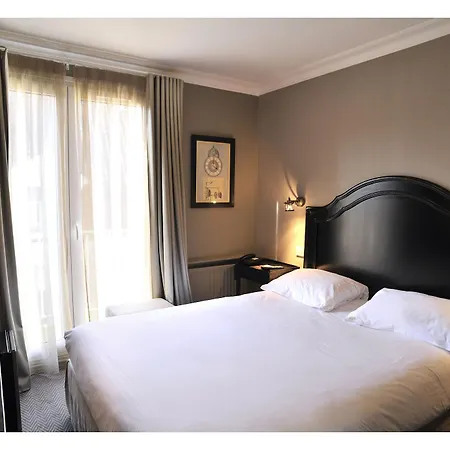 Otel De La Treille